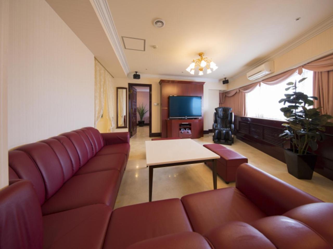 Hotel Alps (Adults Only) Осака Екстериор снимка