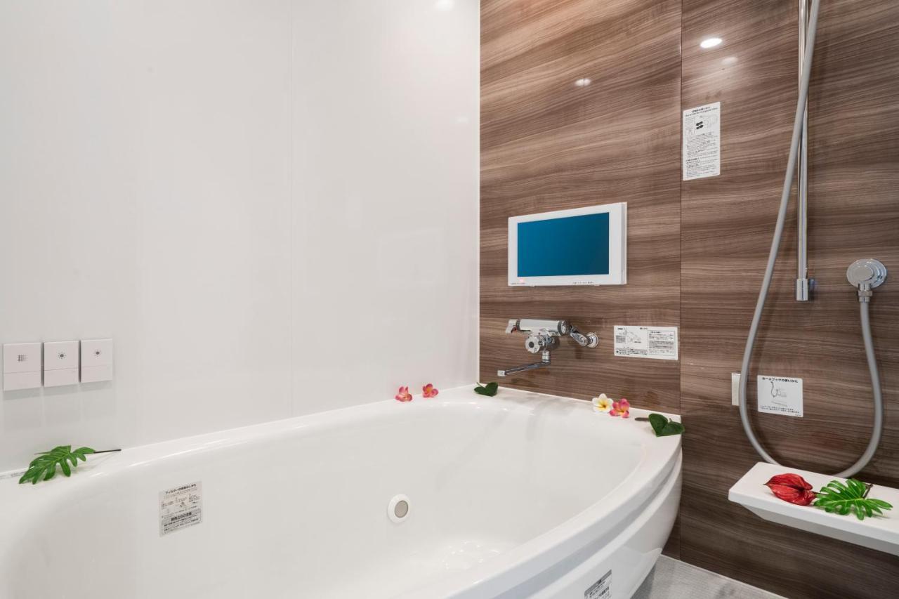 Hotel Alps (Adults Only) Осака Екстериор снимка