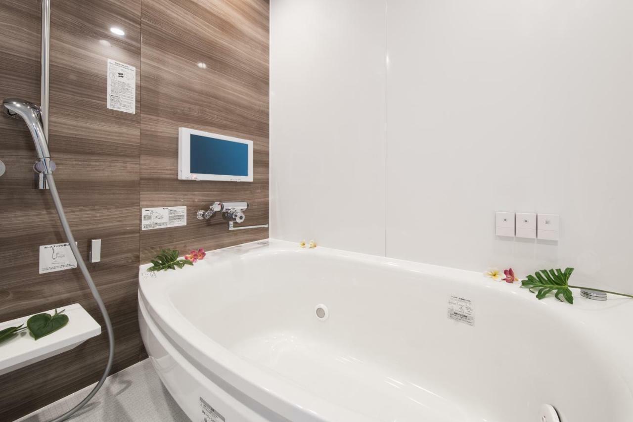 Hotel Alps (Adults Only) Осака Екстериор снимка
